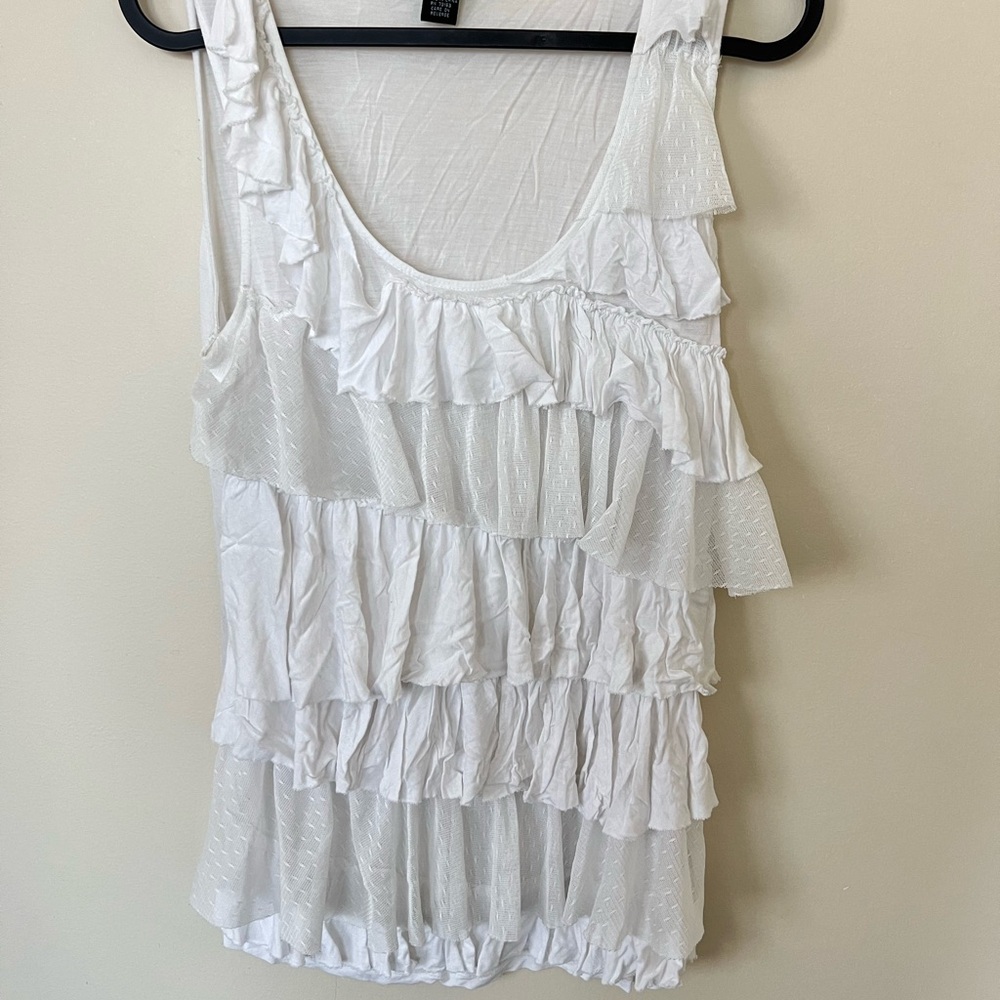 Women’s cable and gauge white ruffle coquette girly tank top! ✨